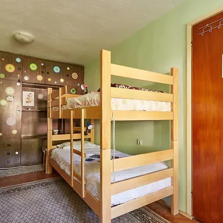 Sirma's House Hostel Üsküp